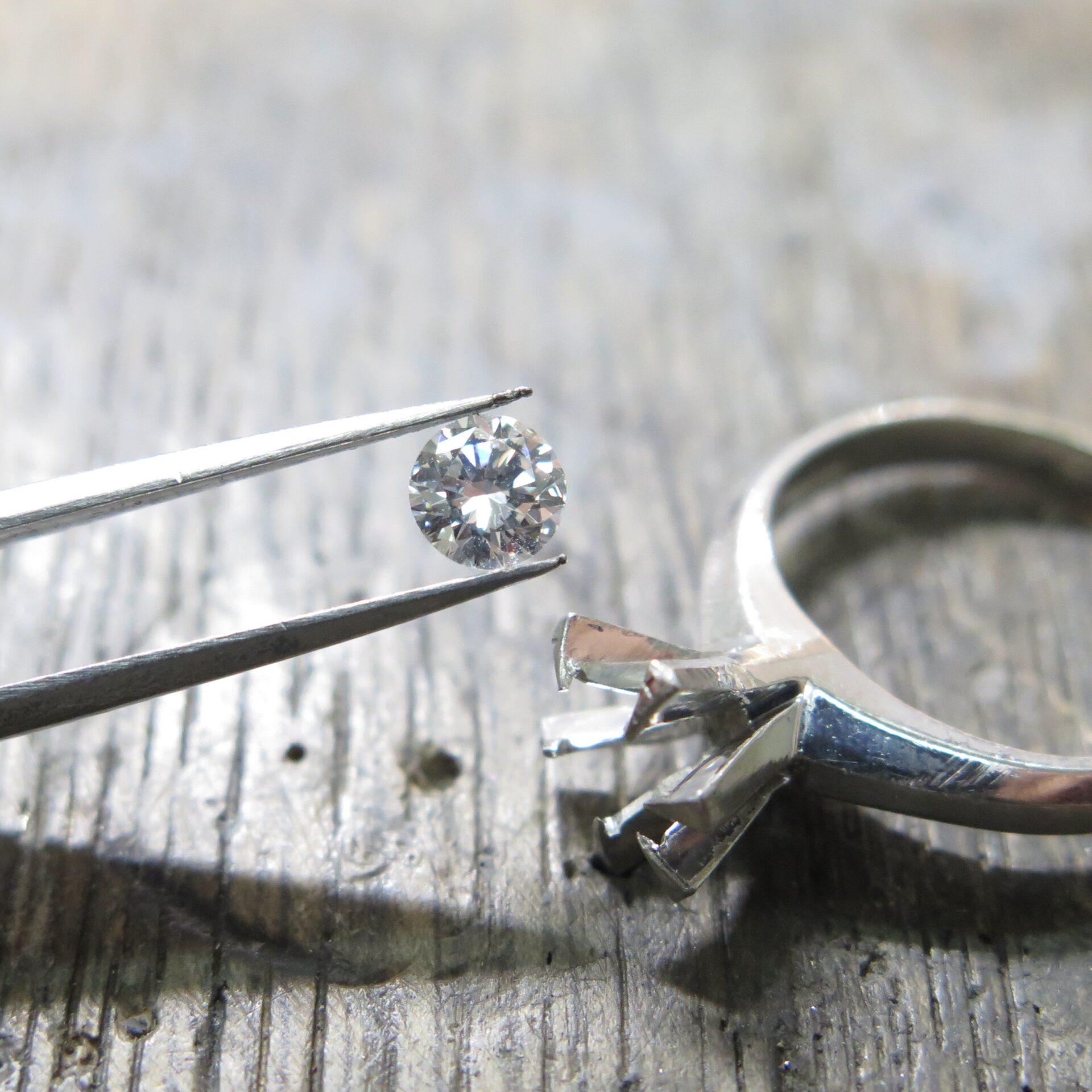 Before プラチナダイヤリングからK18ダイヤリングに