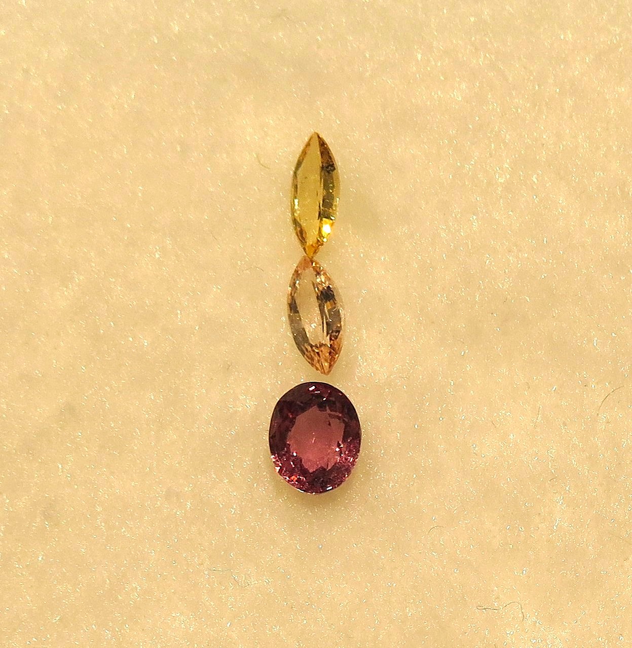 Before 海外でご購入されたサファイアのルースをペンダントへ